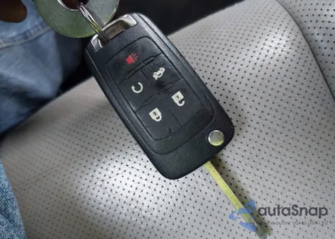 2017 Chevrolet Equinox Premier z USA, uszkodzony, nr VIN 2GNFLGE39H6233690